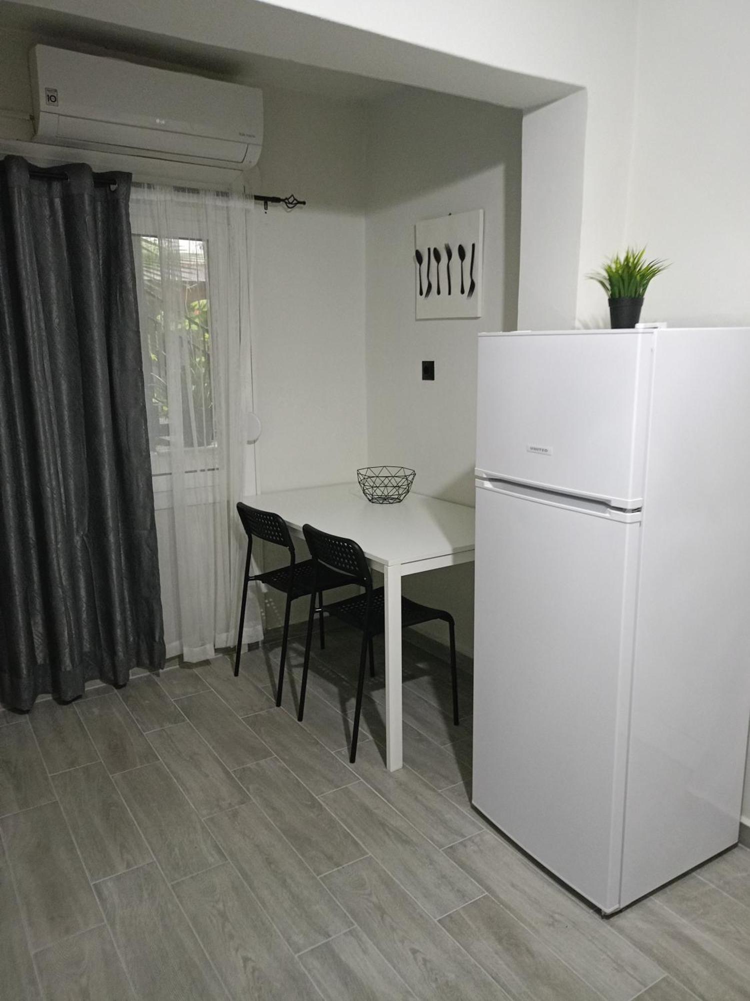 Cocomelo Apts 2 Heraklion Exteriör bild
